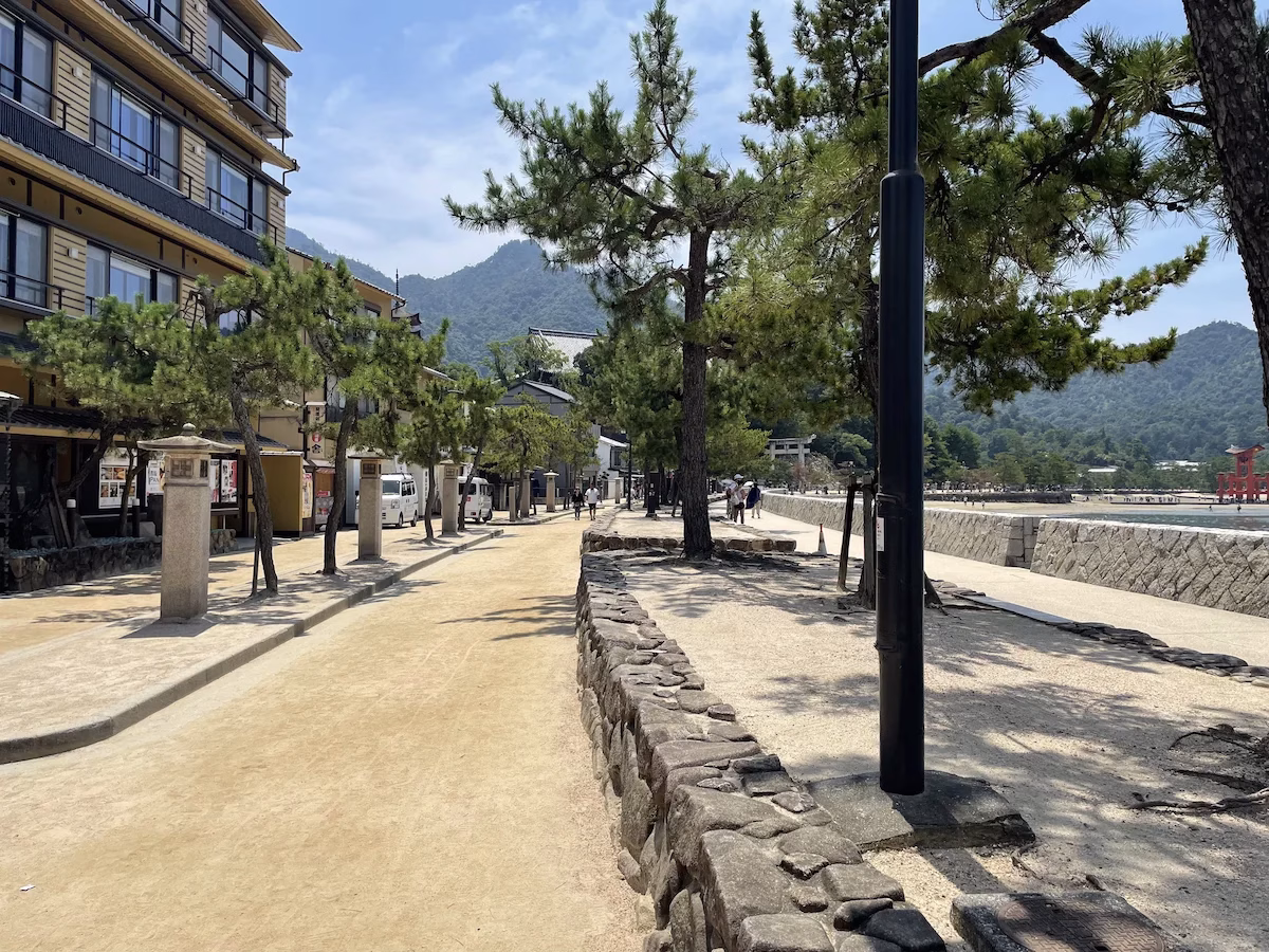 Path by the shore in Hiroshima