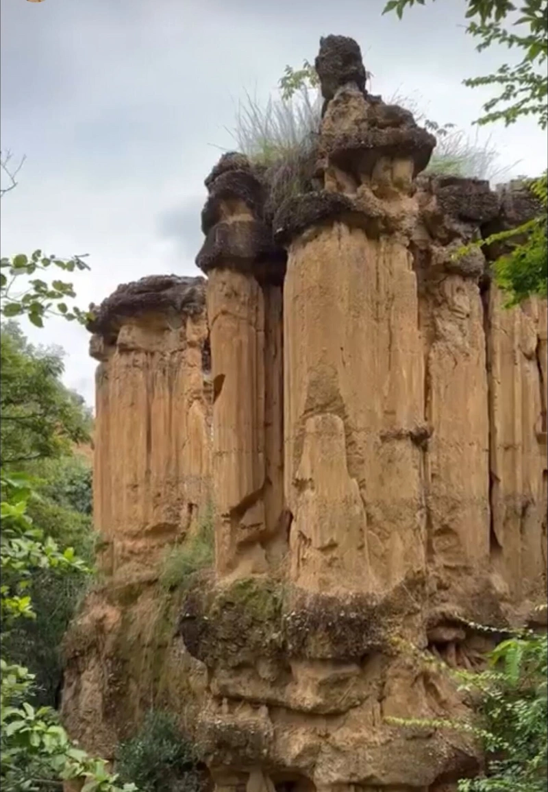 dramatic, column-like formations called Roman Pillars