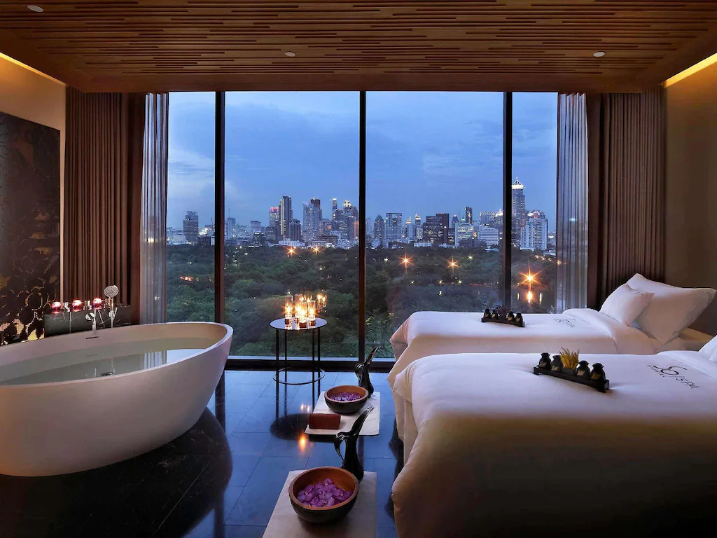 SO/ Bangkok Luxury Hotel